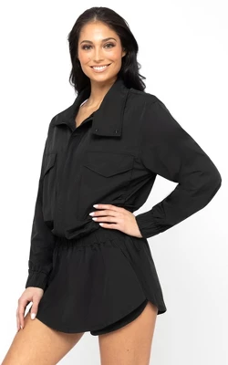 Yogalicious Radiant Commuter Woven Cropped Windbreaker With Front Patch Pockets