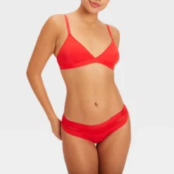 Parade Women's Re:Play Triangle Wireless Bralette 13 Parade Women's Re:Play Triangle Wireless Bralette -Lady Clothing Store GUEST 25dff3f6 9844 4a6d beeb 93d4b8f90185