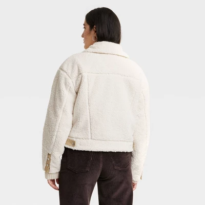 Women's Utility Faux Fur Jacket - Universal Thread™ White 3 Women's Utility Faux Fur Jacket - Universal Thread™ White