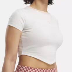 Reebok Classics Y2K Baby T-Shirt -Lady Clothing Store GUEST 6ddb3b52 cbb4 4695 990a 6c0d3dfbc71c