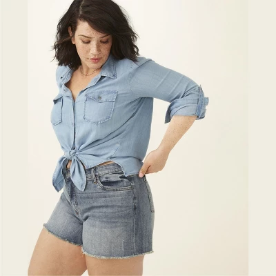 Molly & Isadora Women's Versitle Chambray Button-Up Shirt 4 Molly & Isadora Women's Versitle Chambray Button-Up Shirt - Image 2