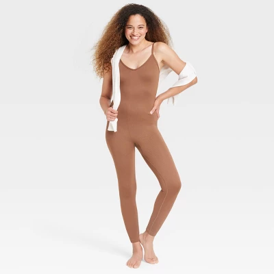 Women's Chunky Ribbed Jumpsuit - Colsie™ 6 Women's Chunky Ribbed Jumpsuit - Colsie™ - Image 4