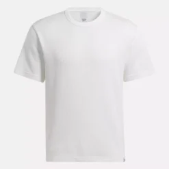 Reebok Classics Wardrobe Essentials Waffle Tee -Lady Clothing Store GUEST 95f3535a 1e7a 4b31 844a ebdf33d1966d