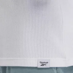 Reebok Classics Wardrobe Essentials Waffle Tee -Lady Clothing Store GUEST dc217e0e 6a51 4e3f 8a65 a5a9f9e21ac0