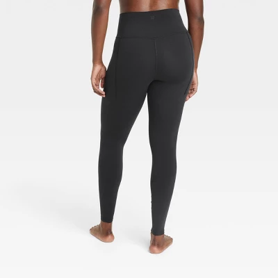 Women's Everyday Soft Ultra High-Rise Pocketed Leggings 27" - All In Motion™ 5 Women's Everyday Soft Ultra High-Rise Pocketed Leggings 27" - All In Motion™ - Image 3